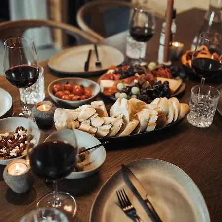 Raanakka House - Premium At